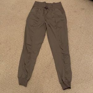 Lululemon joggers